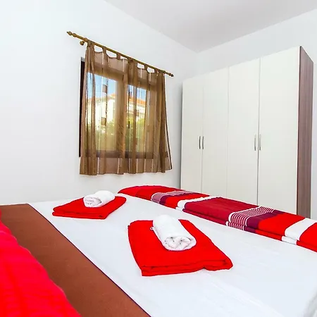 Apartment Ive Trogir Exterior photo