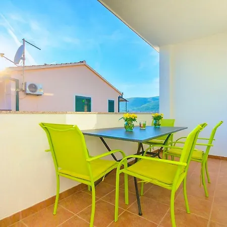 Apartment Ive Trogir Exterior photo