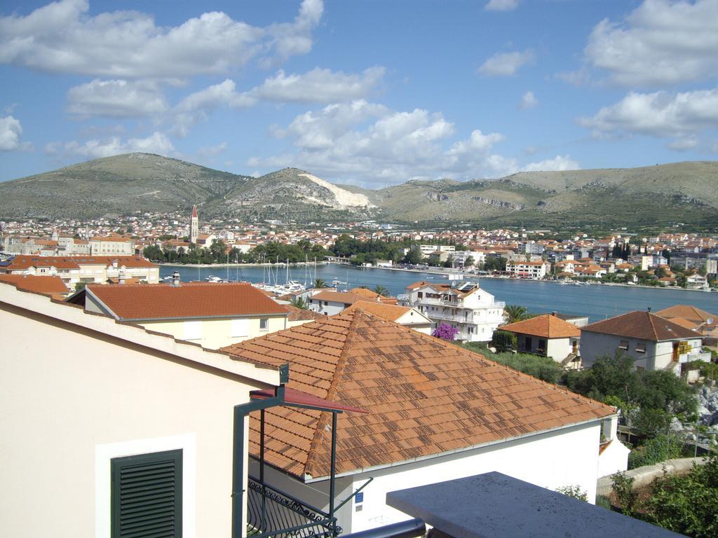 Ive Apartment Trogir
