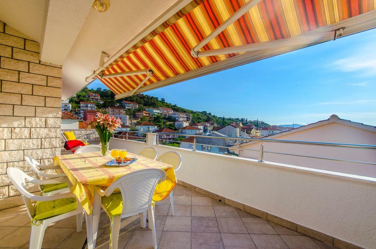 Ive Apartment Trogir